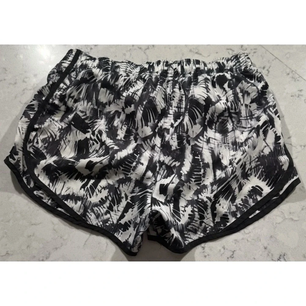 Calvin Klein Performance Shorts Women Small Black Abstract Running Athletic Gym